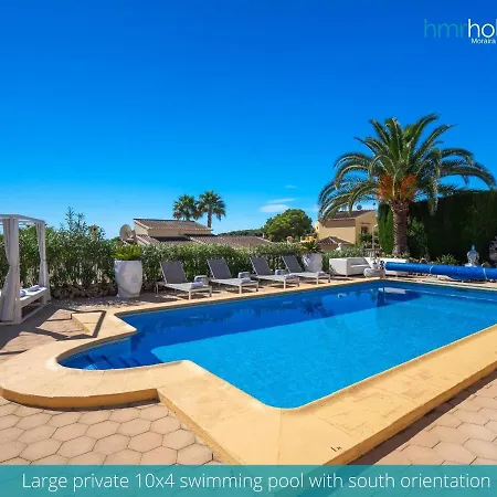 Villa Eliana By Hmr Holidays
